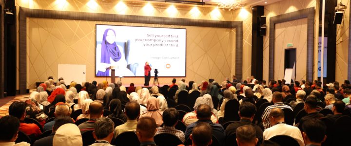 Professional Image Enhancement Seminar: Building Credibility Through Executive Presence